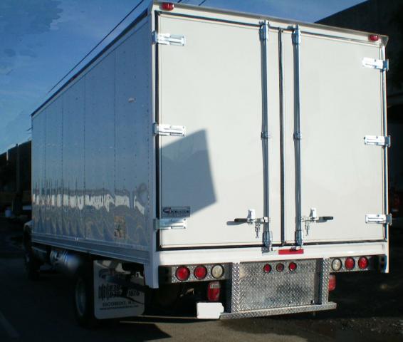 C1102_2.jpg